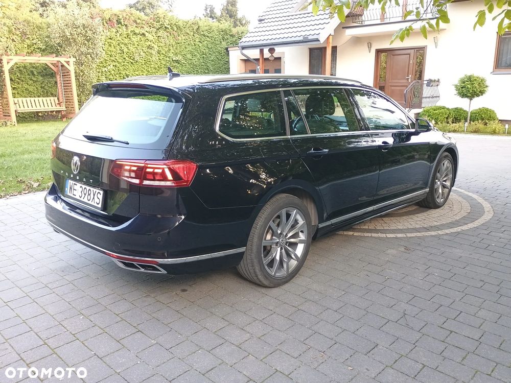 Volkswagen Passat 2.0 TDI Elegance DSG - 4
