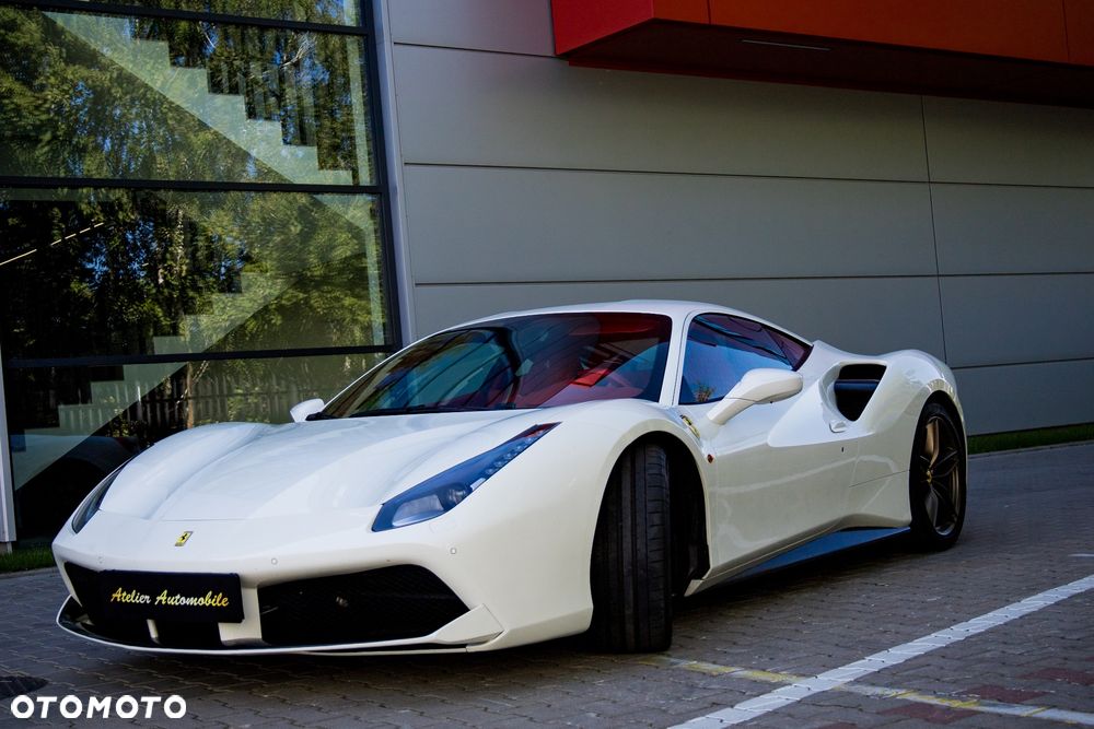 Ferrari 488 - 16