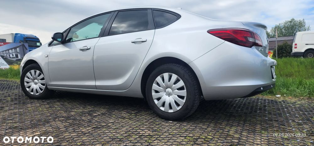 Opel Astra 1.6 EU6 - 3
