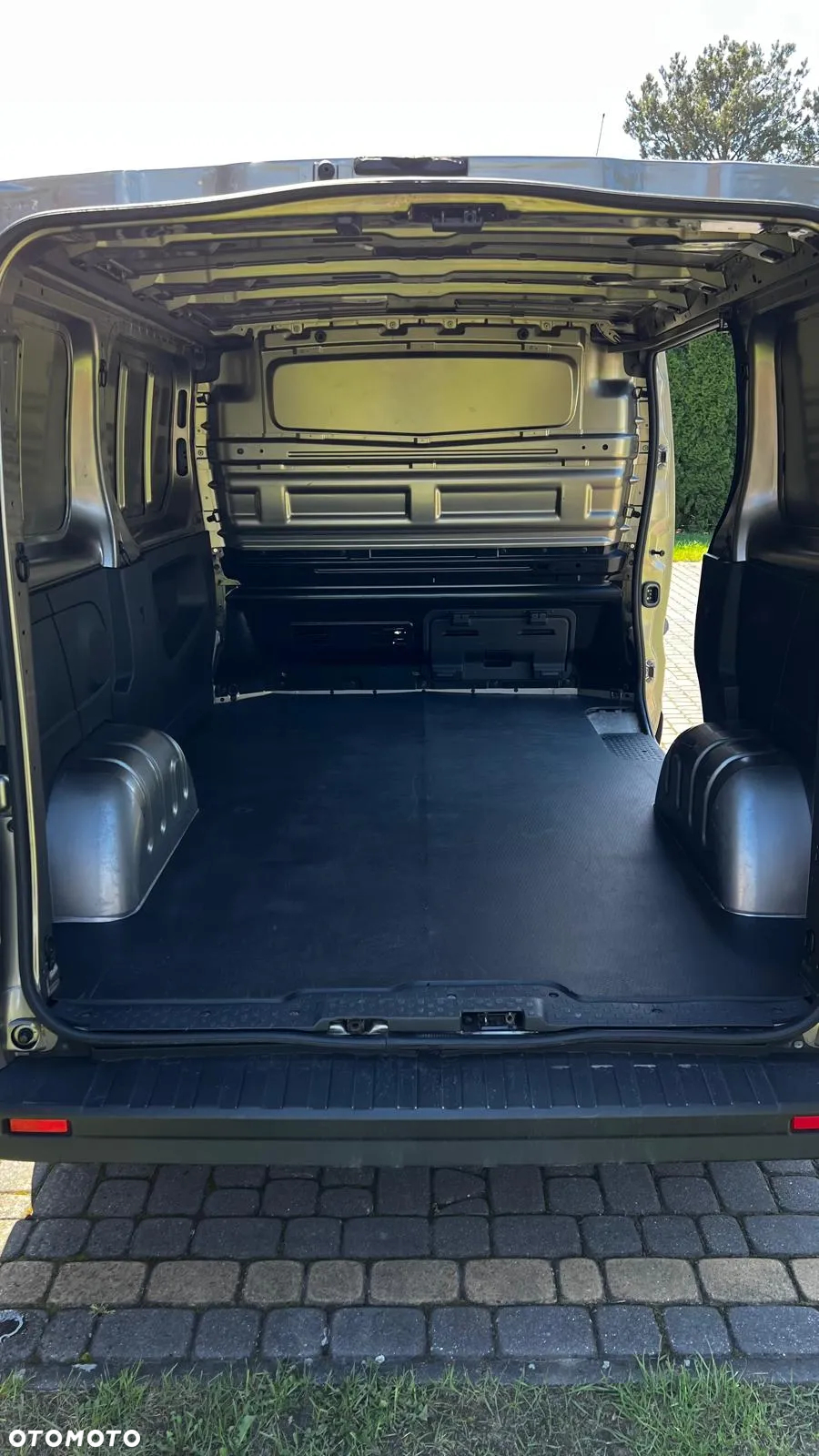 Opel Vivaro - 6