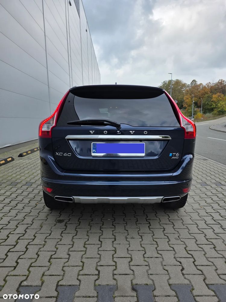 Volvo XC 60 - 4