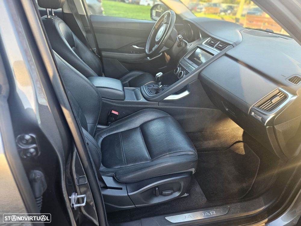 Jaguar E-Pace 2.0 i4D S - 14