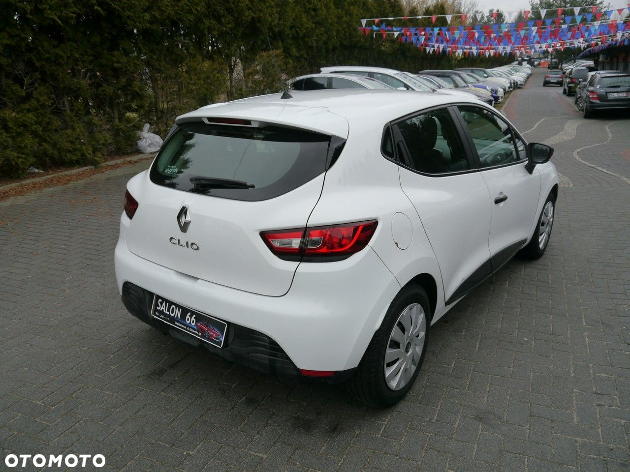 Renault Clio 1.2 16V Authentique - 5