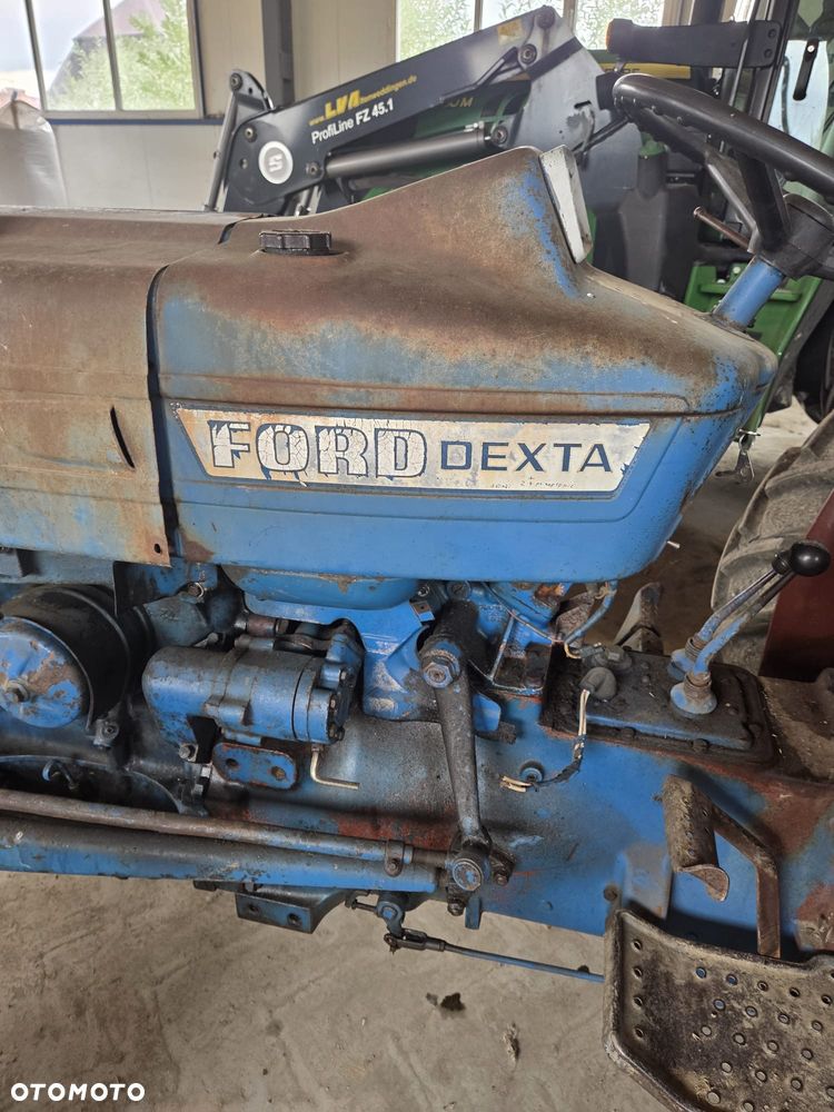 Ford Dexta - 2