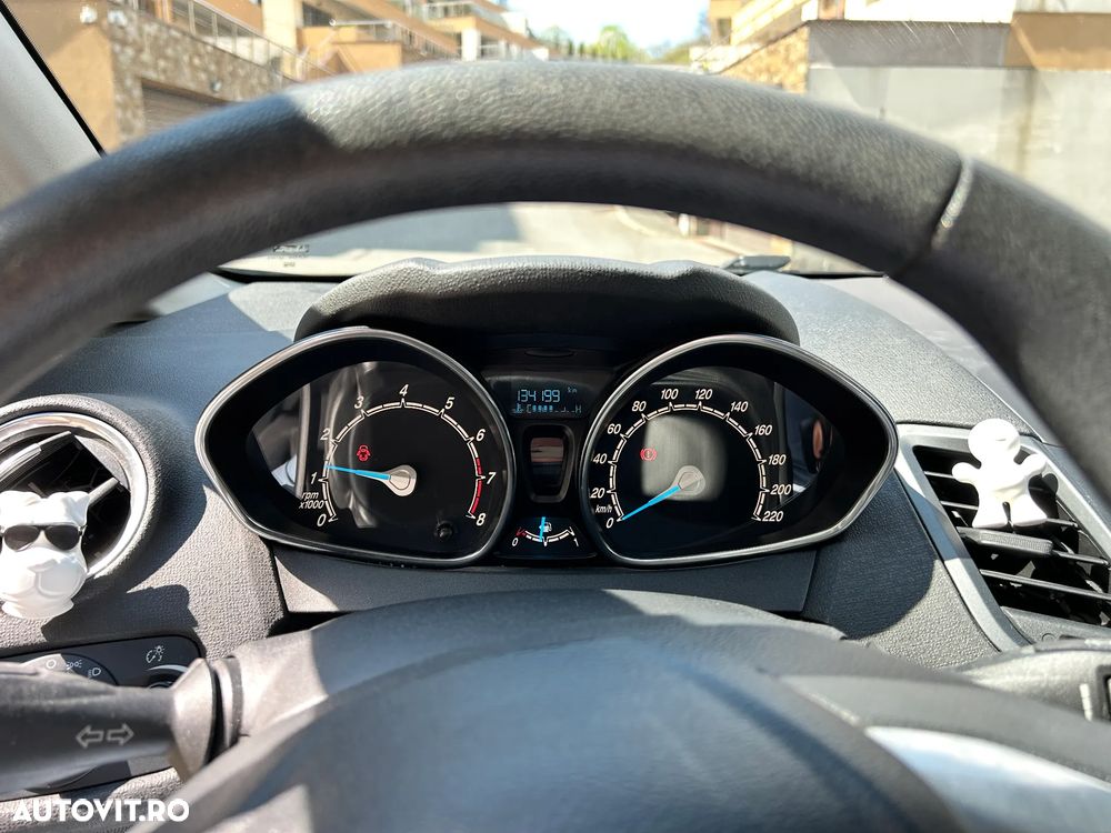 Ford Fiesta 1.25i Trend - 9