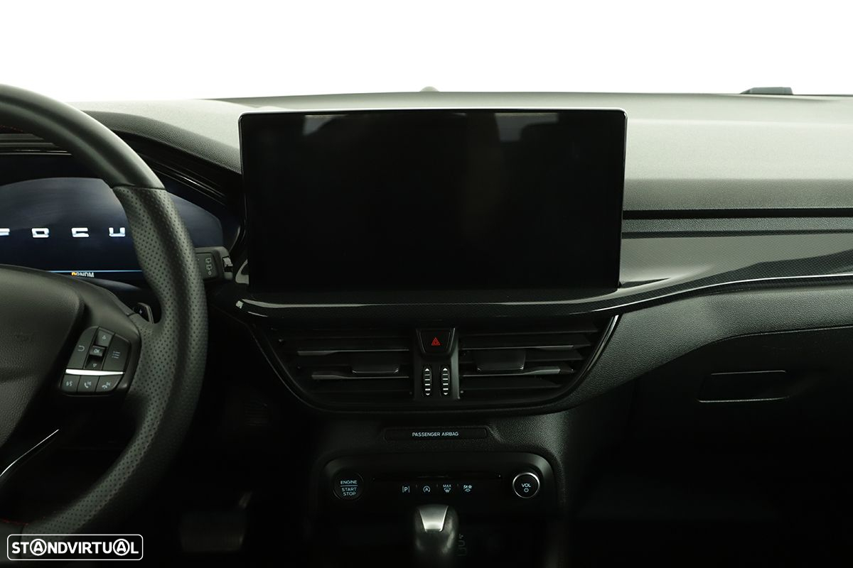 Ford Focus SW - 9