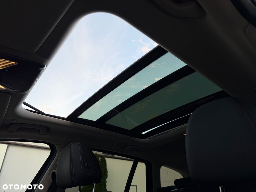 BMW Seria 3 320d xDrive - 25