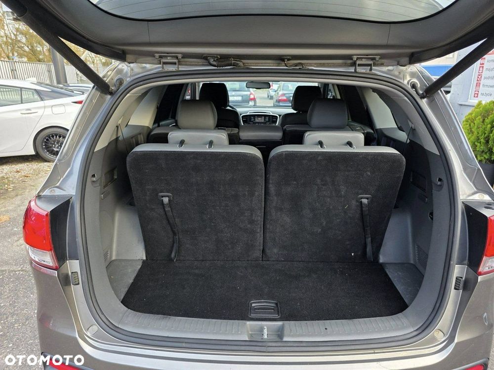 Kia Sorento - 35
