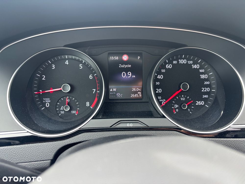 Volkswagen Passat 1.5 TSI EVO Elegance DSG - 26