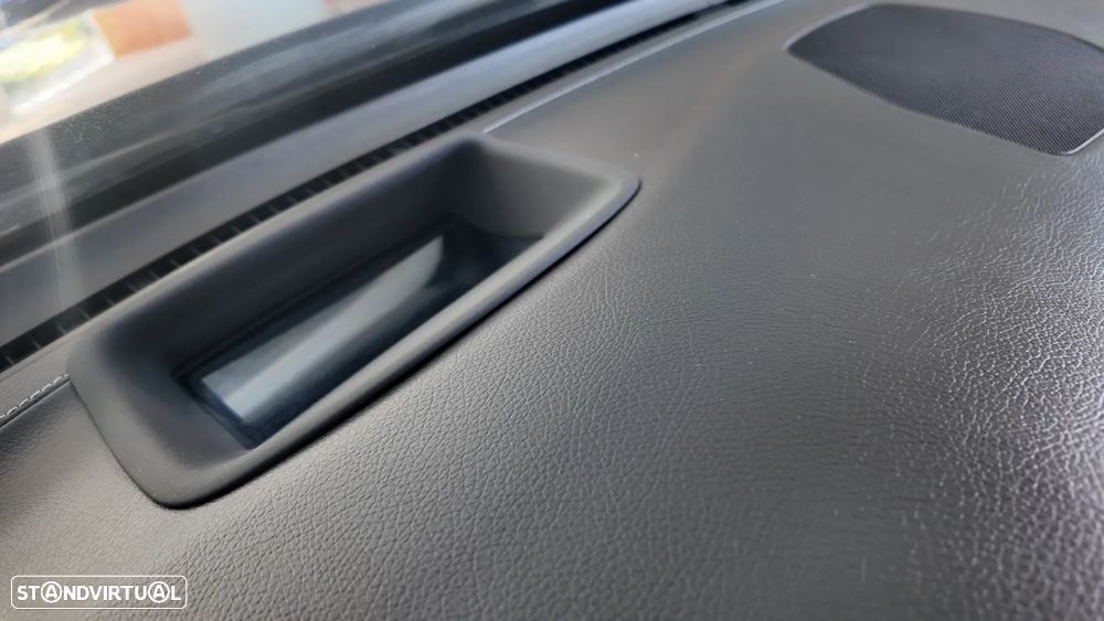 Mercedes-Benz GLC 300 de Coupe 4Matic 9G-TRONIC AMG Line Plus - 53