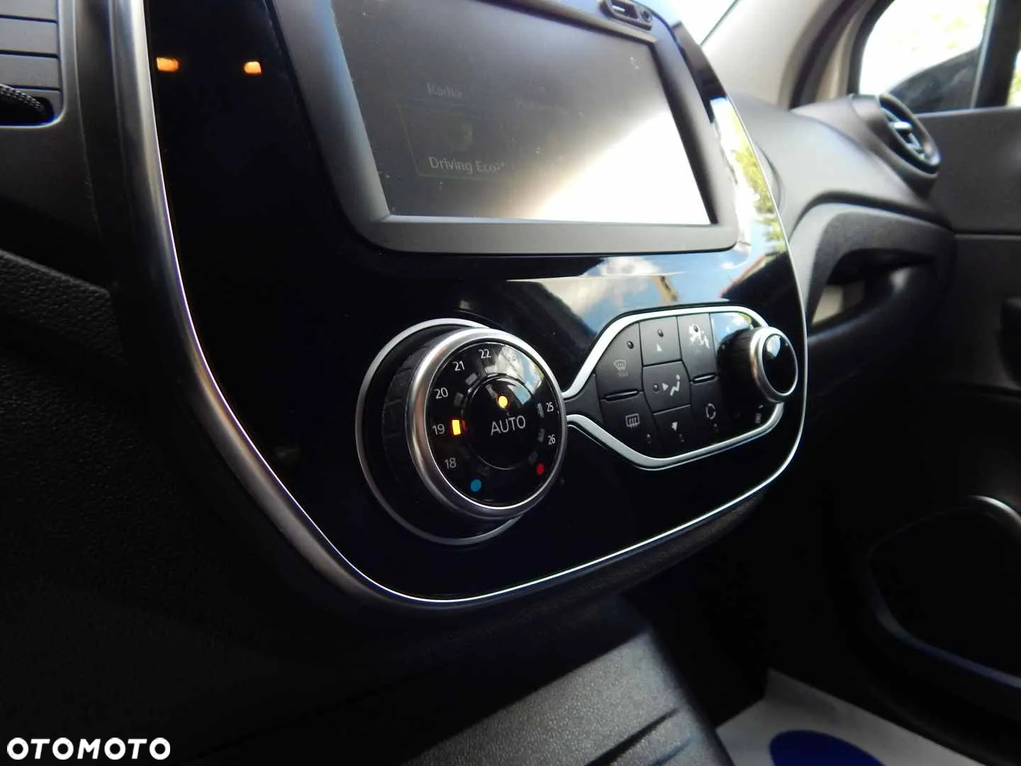 Renault Captur 1.2 Energy TCe Intens - 19