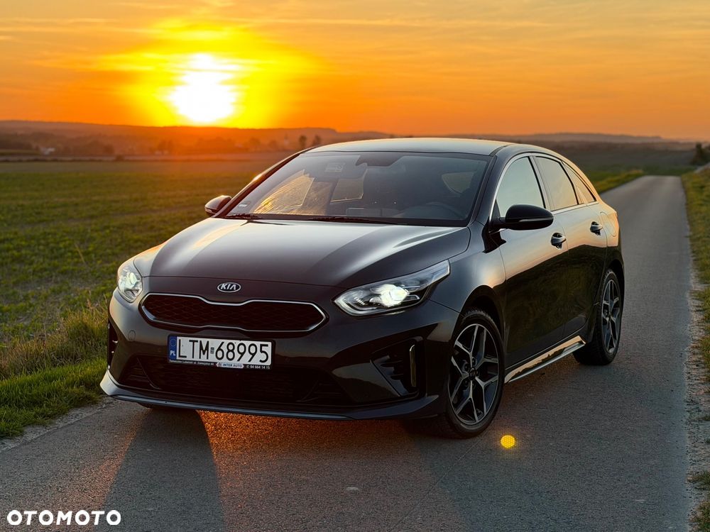 Kia Ceed - 1
