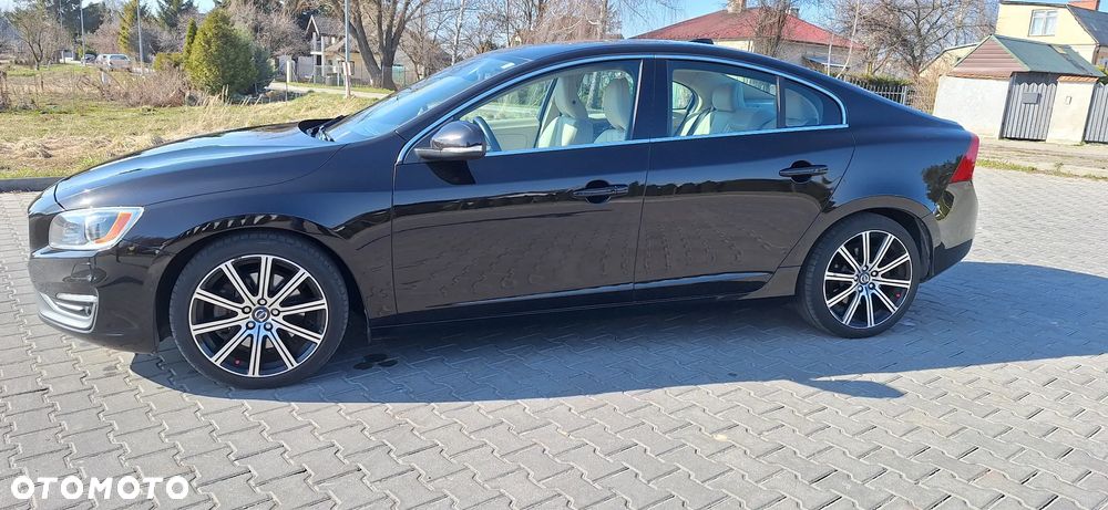 Volvo S60 T6 AWD Geartronic Summum - 3