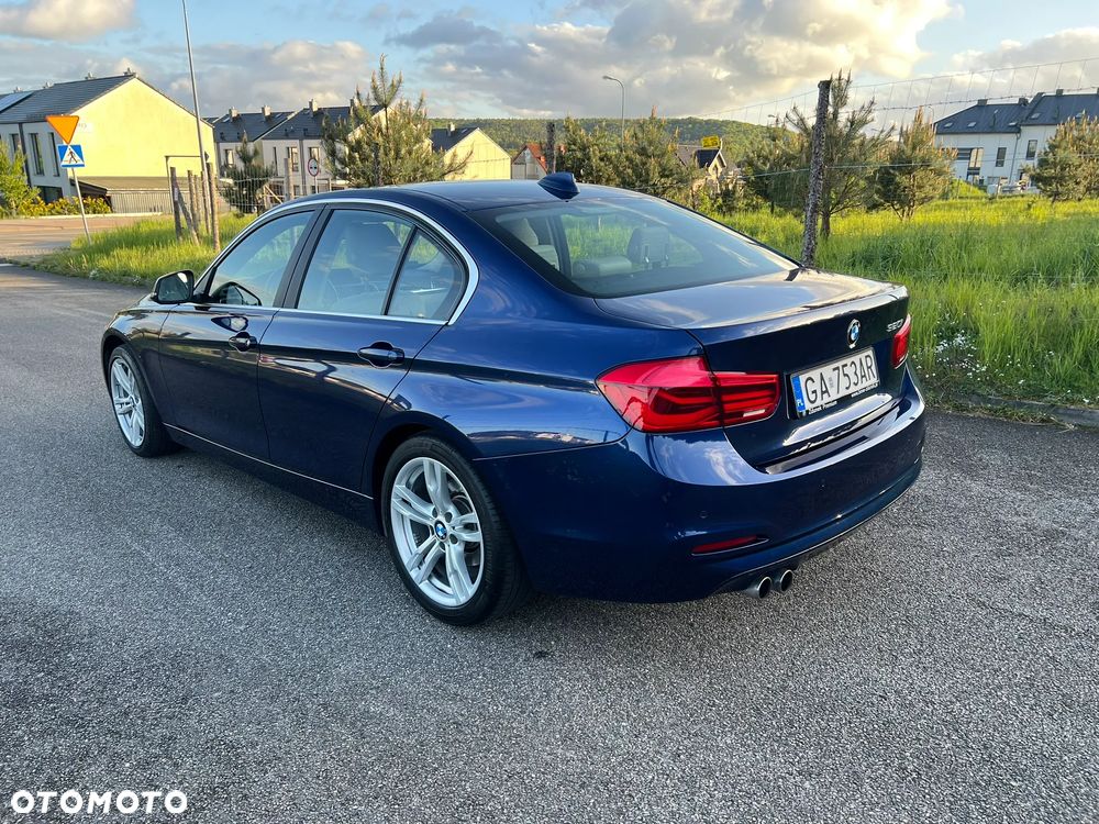 BMW Seria 3 320i Advantage - 4