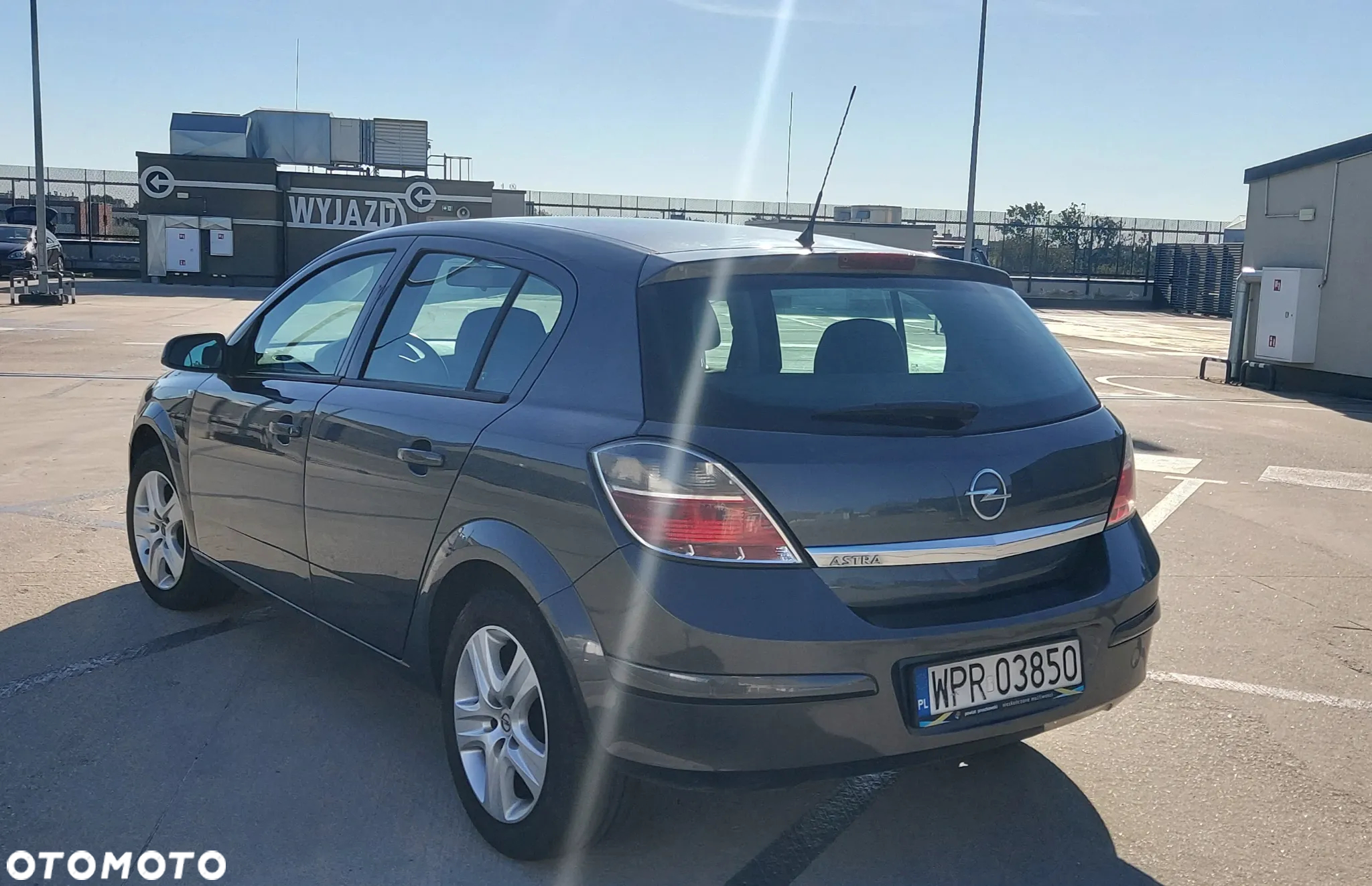 Opel Astra III 1.6 Enjoy - 3