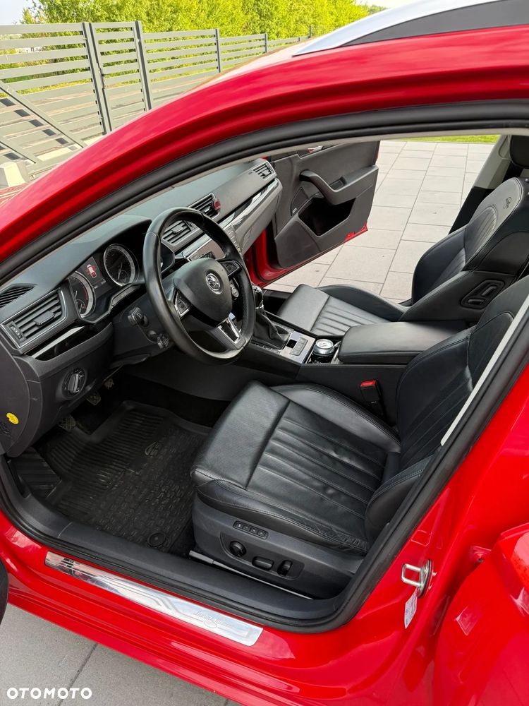 Skoda Superb 2.0 TDI L&K - 10