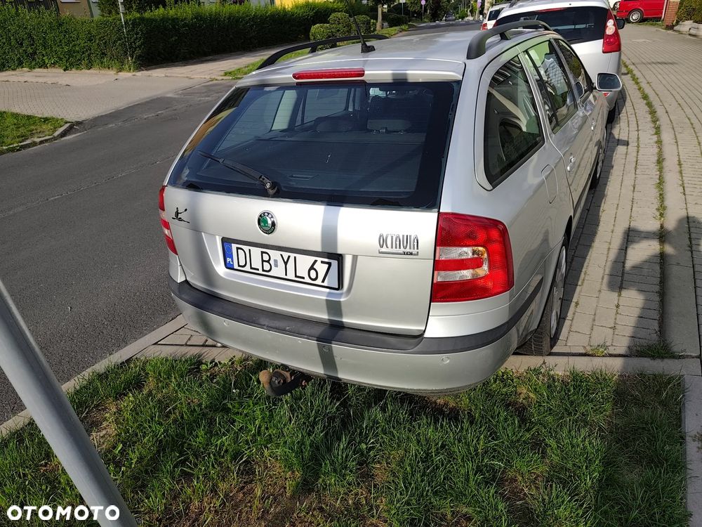 Skoda Octavia 1.9 TDI DPF Elegance - 5