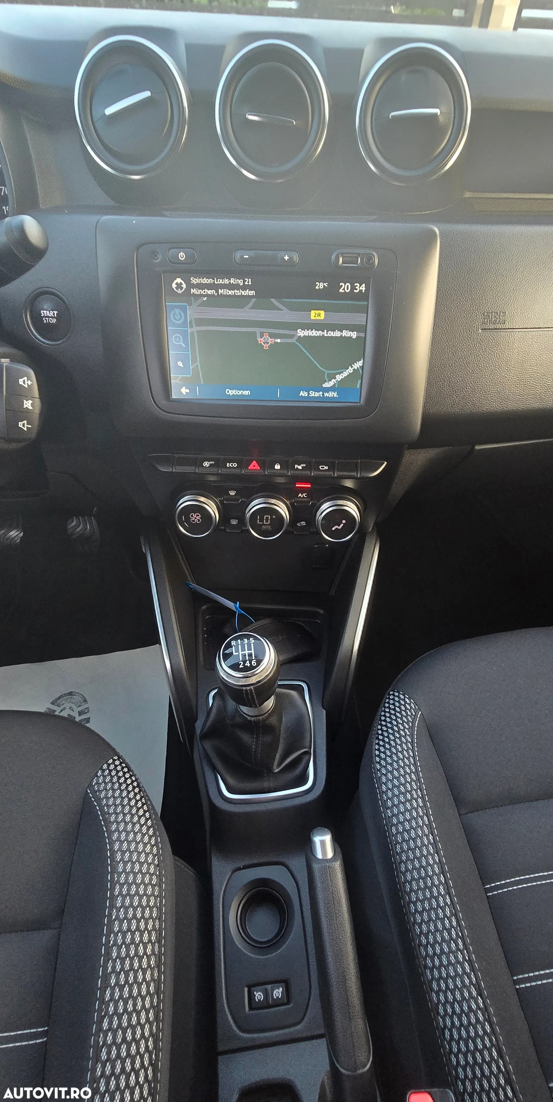 Dacia Duster TCe 150 GPF Prestige - 12