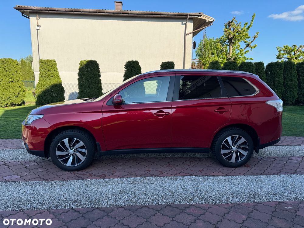 Mitsubishi Outlander 2.0 Intense + 2WD - 2