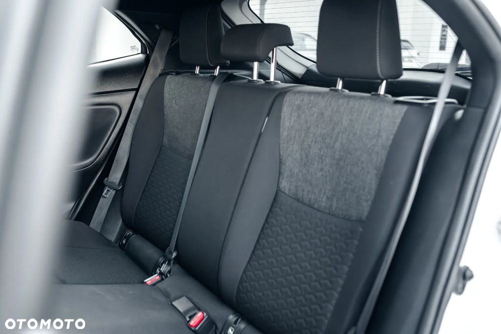 Toyota Yaris Cross Hybrid 1.5 Comfort - 32