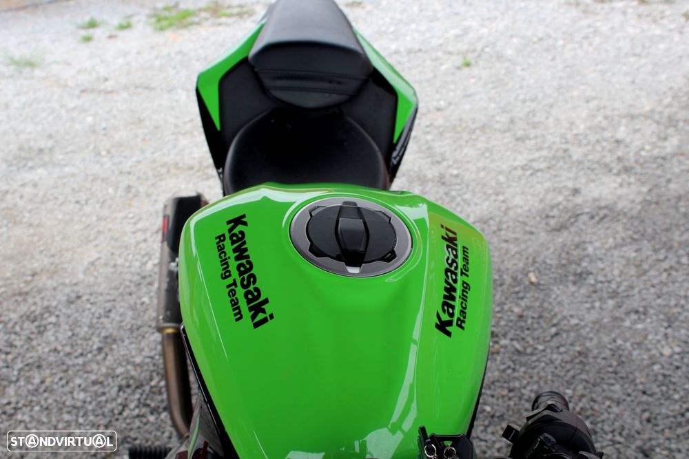 Kawasaki Ninja - 7