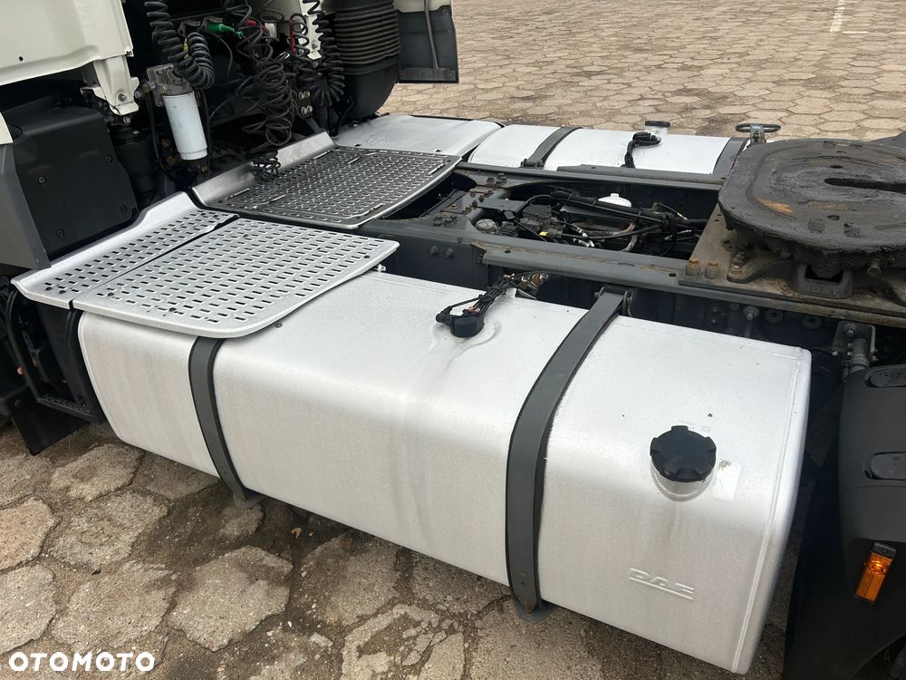 DAF XF 106 480 MEGA / NOWY VTG i KLOCKI ZMIENIONE W DBK / DO WGLĄDU FAKTURA / LOW DECK / POLSKI SALON / TYLKO 553 613 KM PRZEBIEGU / ŚREDNIE SPALANIE 26.5 L !! - 12