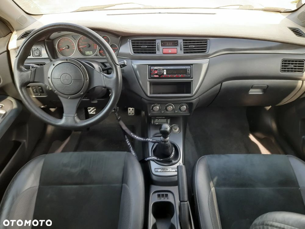 Mitsubishi Lancer Evolution Evo IX - 7