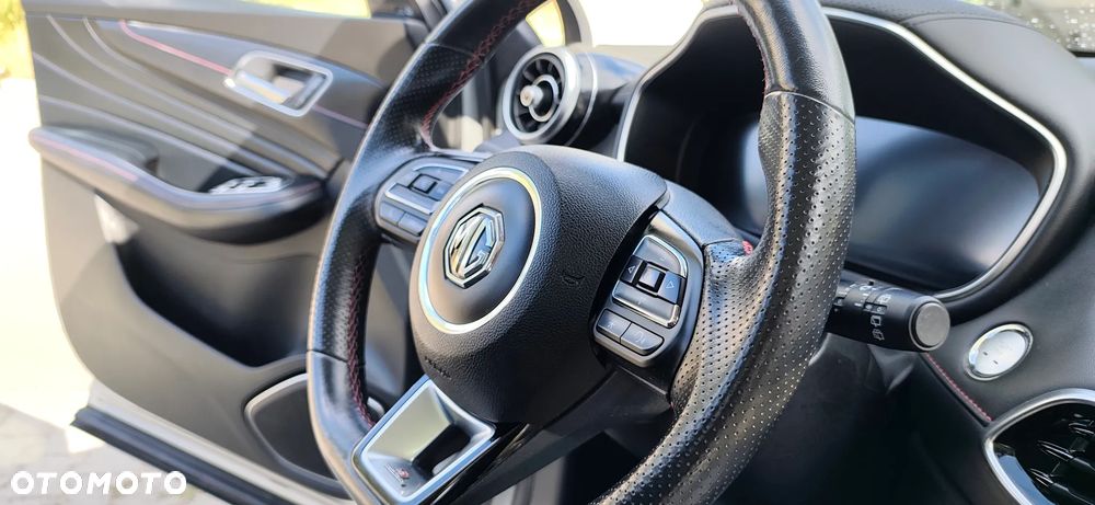 MG HS PHEV ver-1-5t--gdi-luxury - 18