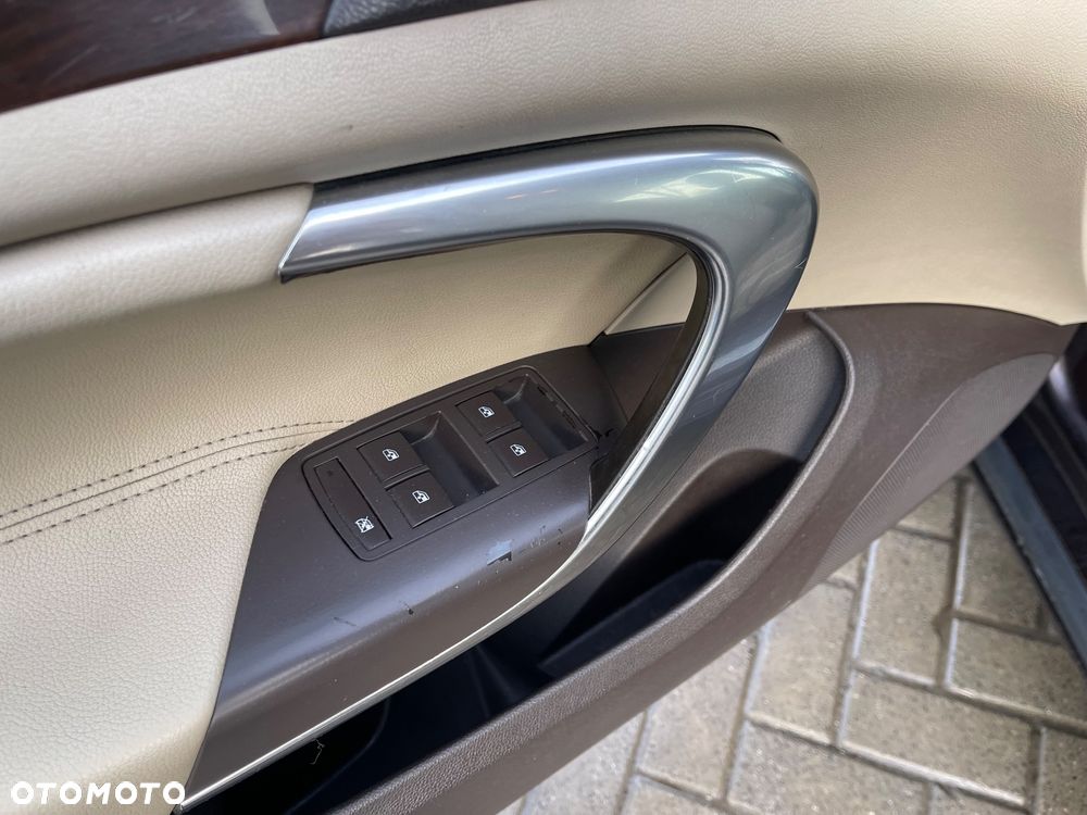 Opel Insignia 2.0 CDTI Design Edition - 16
