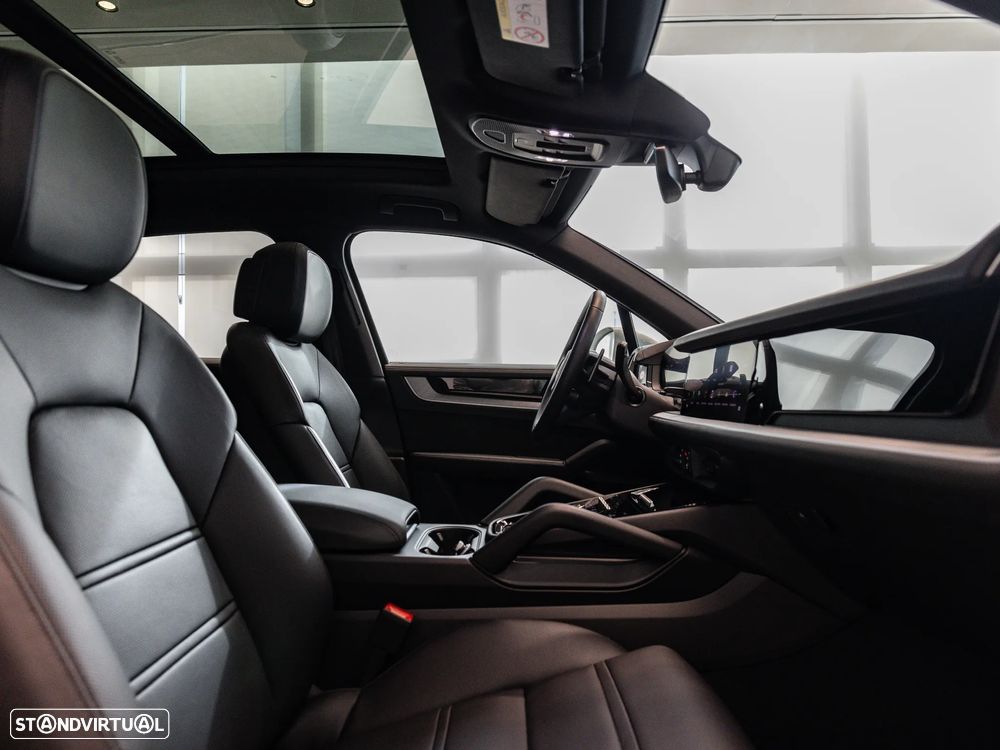 Porsche Cayenne E-Hybrid Tiptronic S - 42