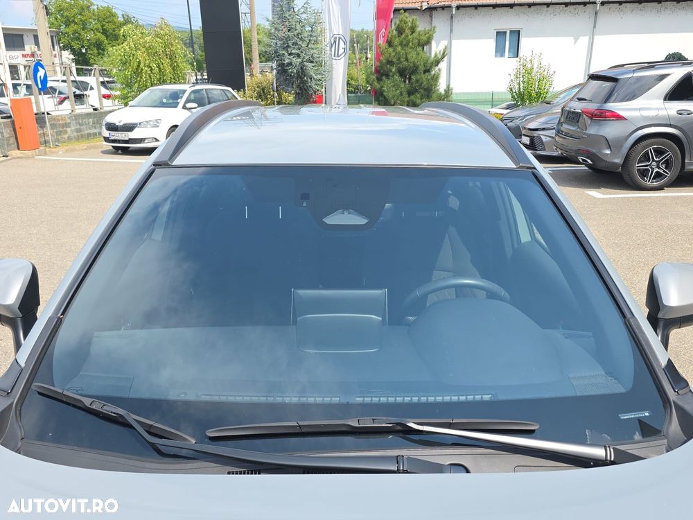 Toyota Corolla Cross - 21