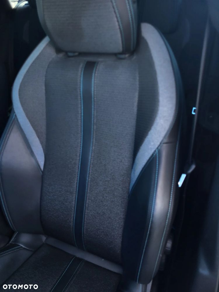 Peugeot 308 1.2 PureTech Allure S&S EAT8 - 13