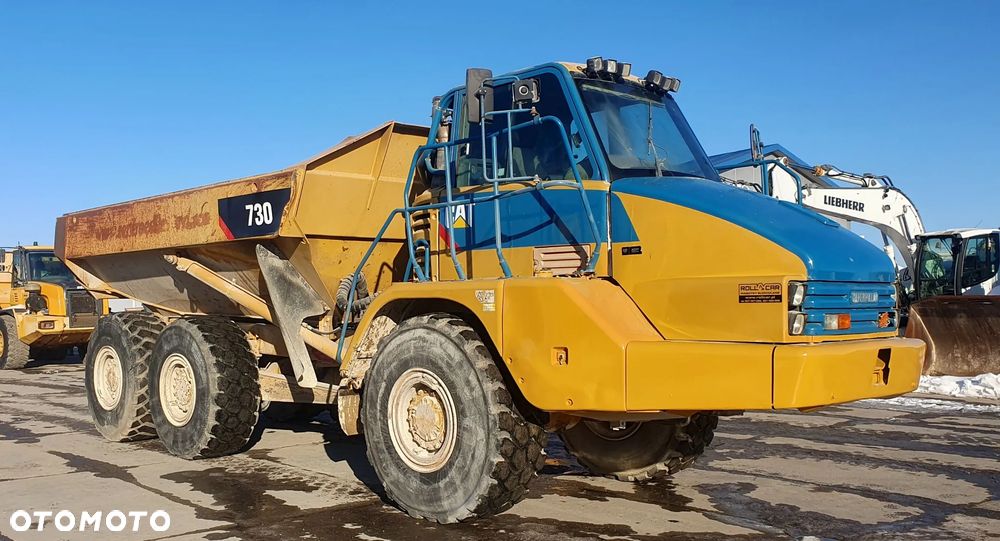 Caterpillar 730 - 15