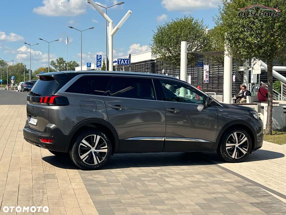 Peugeot 5008 - 35