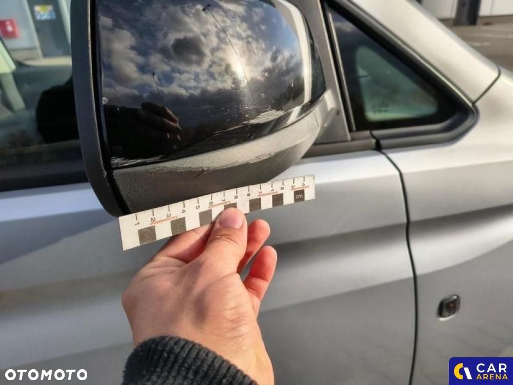 Volkswagen Caddy - 32