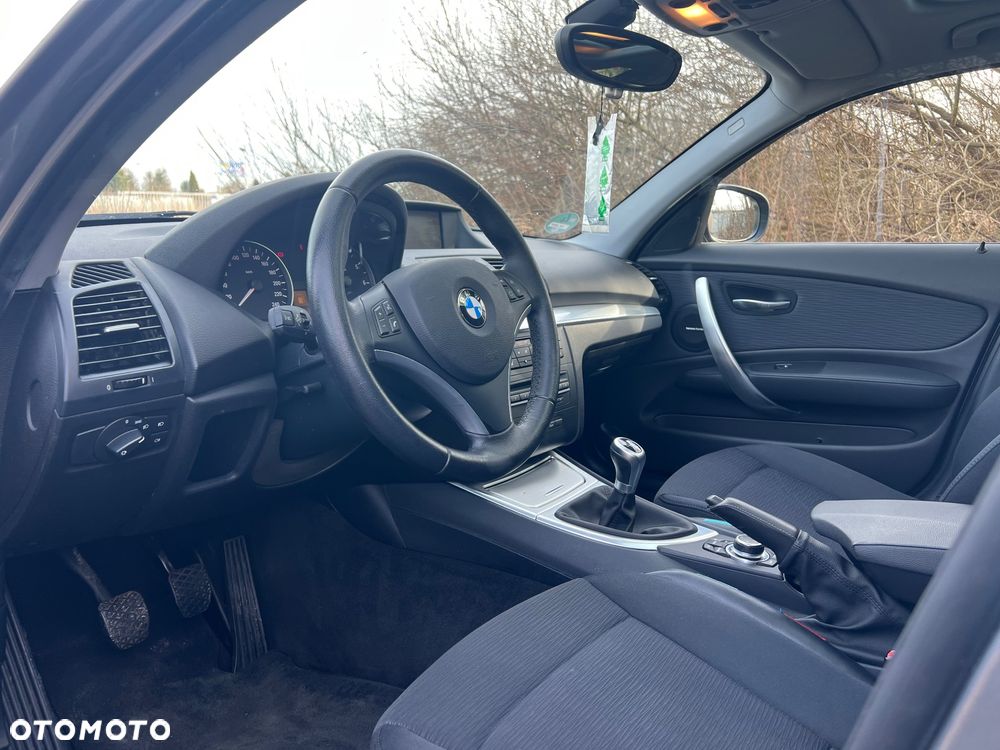 BMW Seria 1 - 39