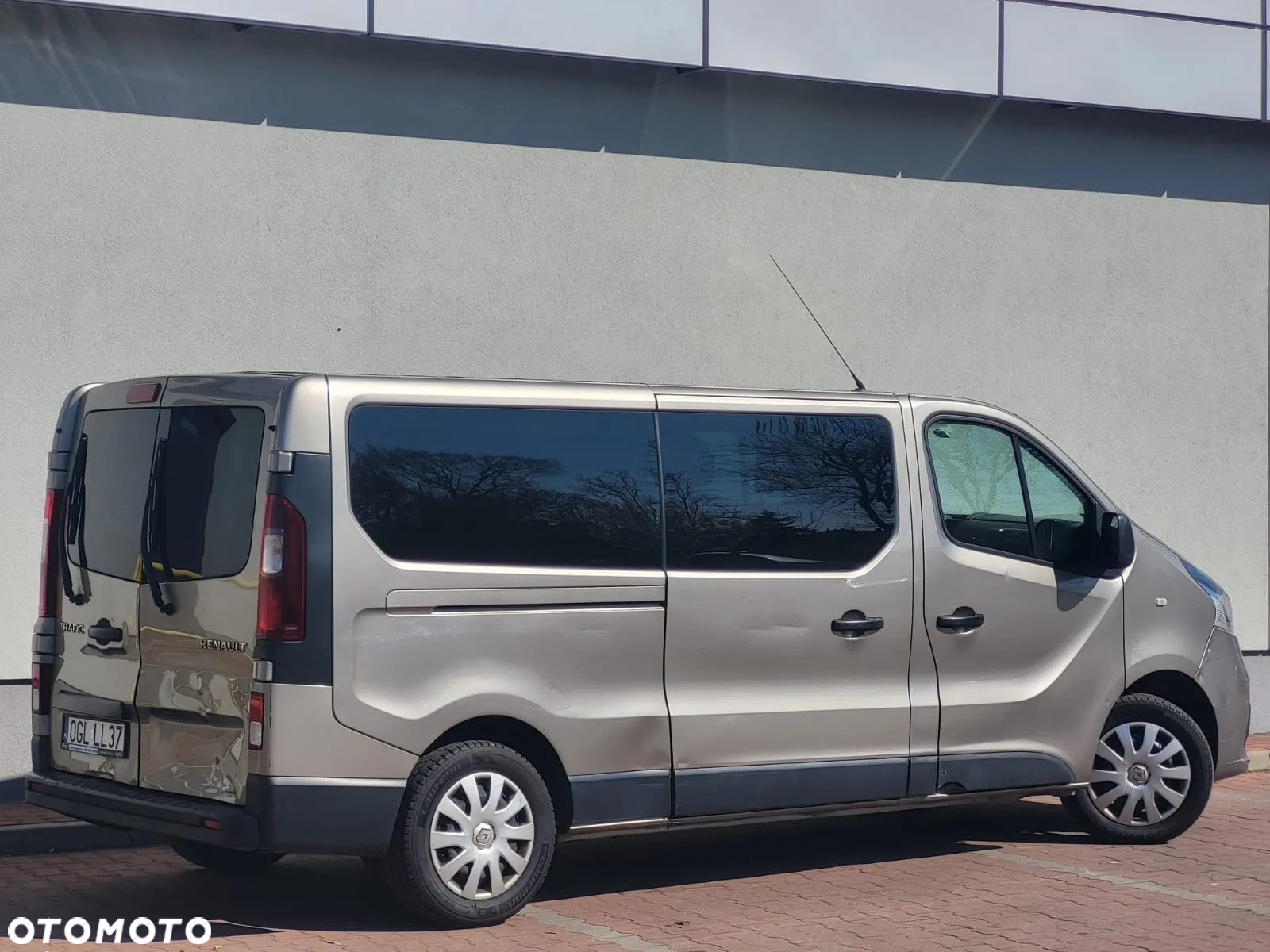 Renault Trafic Grand SpaceClass 1.6 dCi - 3