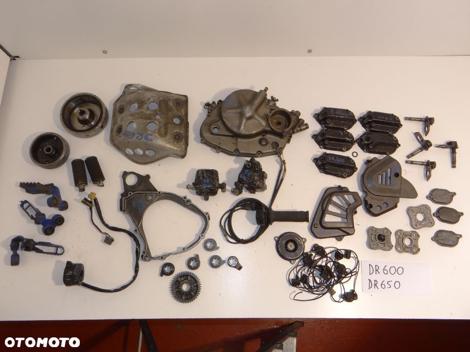 DR 600 650 pokrywa dekiel silnika sprzęgła, osłona ramy, podnóżek, koło magnesowe, zacisk hamulca, czujnik luzu - 2