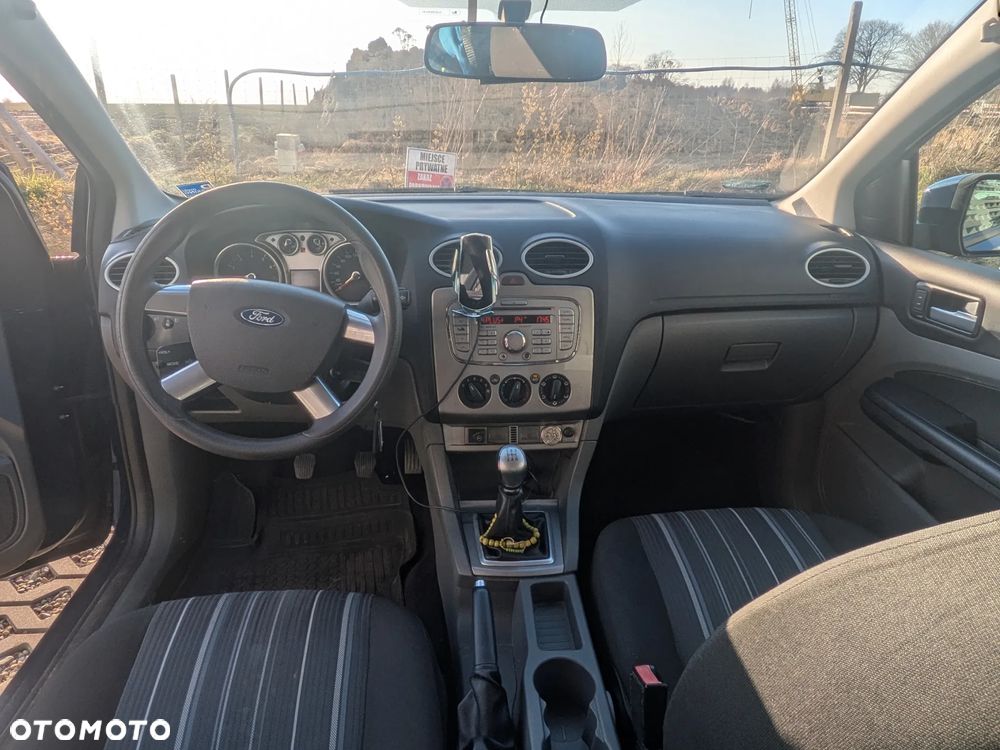 Ford Focus 1.6 Trend EU5 - 8