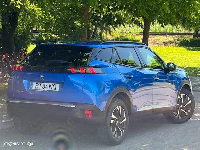 Peugeot 2008 1.2 PureTech Allure Pack - 4