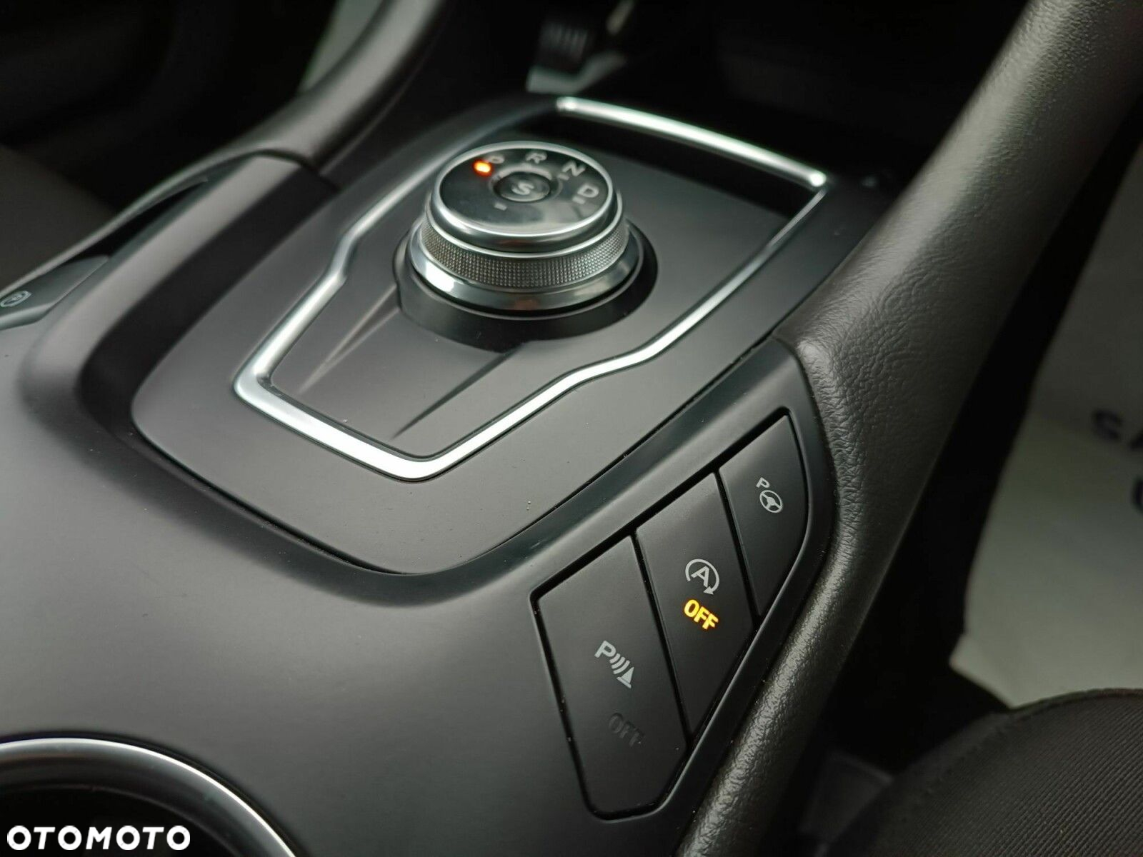 Ford Mondeo - 27