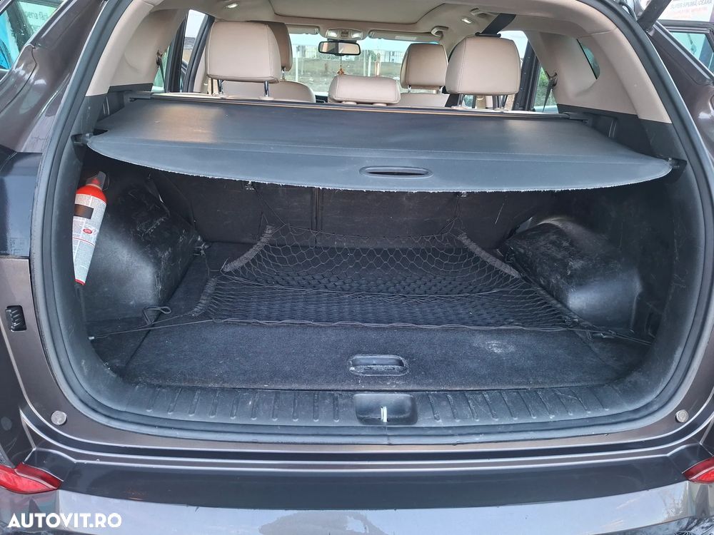 Hyundai Tucson 2.0 CRDI 4WD 6AT Luxury Pack+ - 17