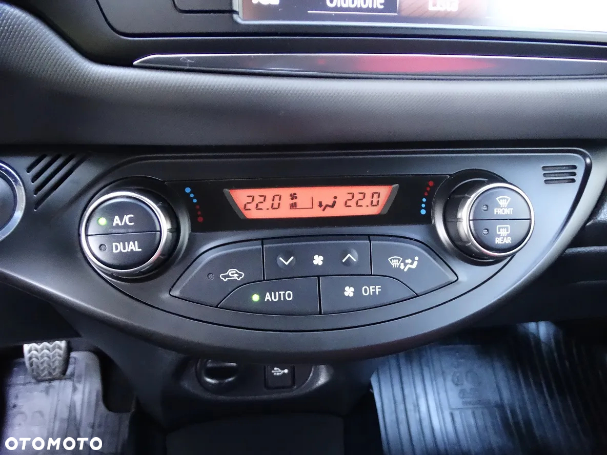 Toyota Yaris - 13