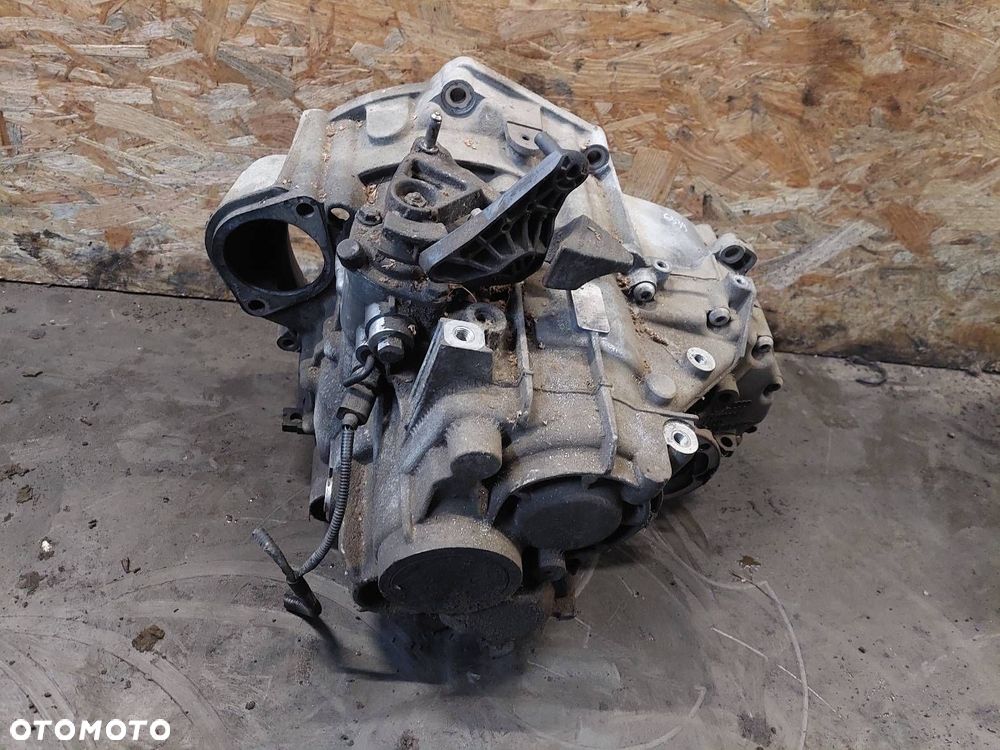 SKRZYNIA BIEGÓW SEAT ALTEA XL 2.0 TDI MANUAL 6 BIEGÓW JLU - 3