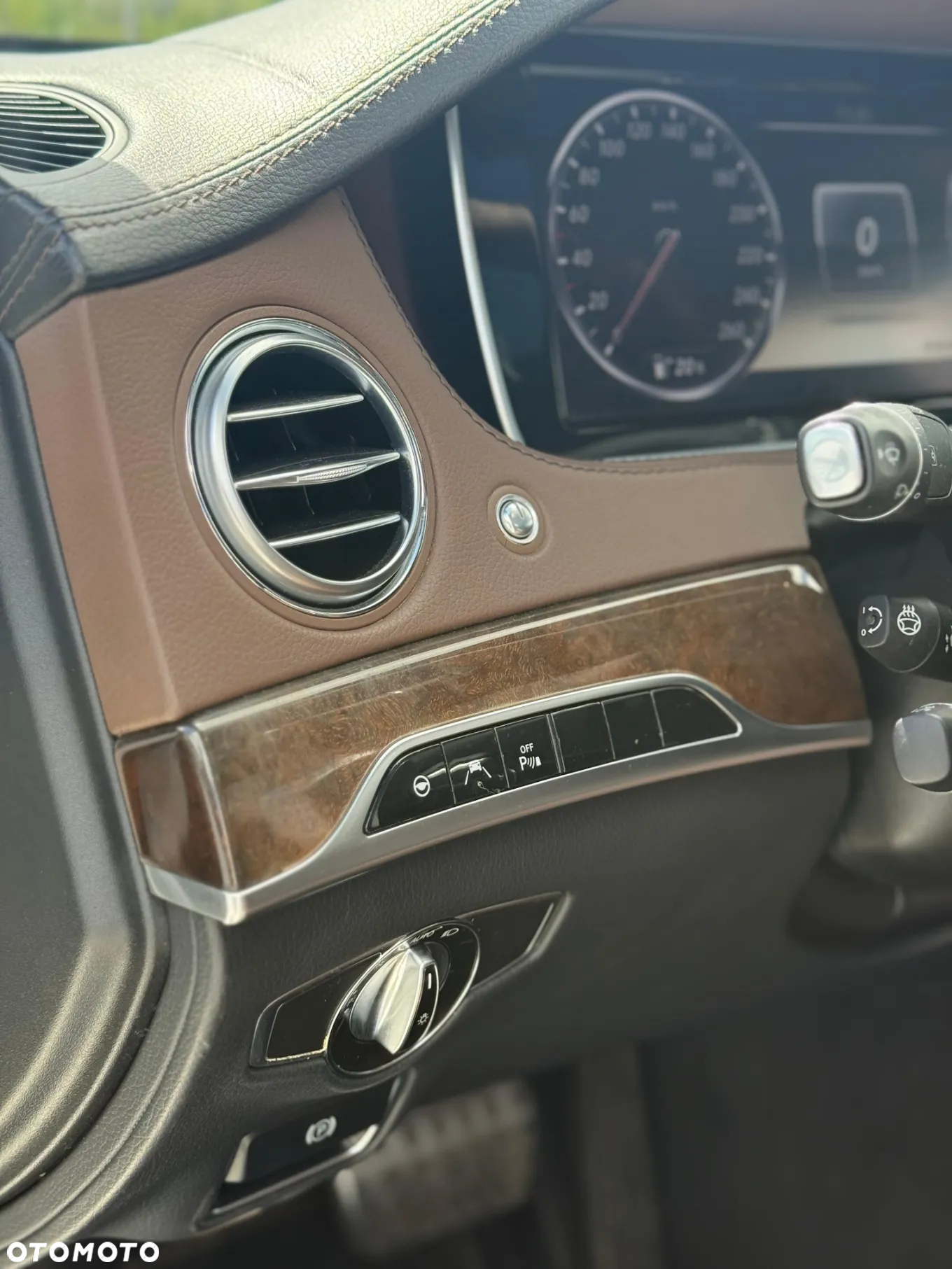 Mercedes-Benz Klasa S 500 4-Matic L 7G-TRONIC - 27