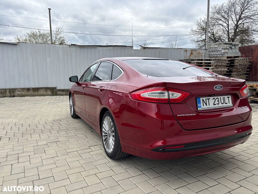 Ford Mondeo 2.0 HEV Titanium - 12