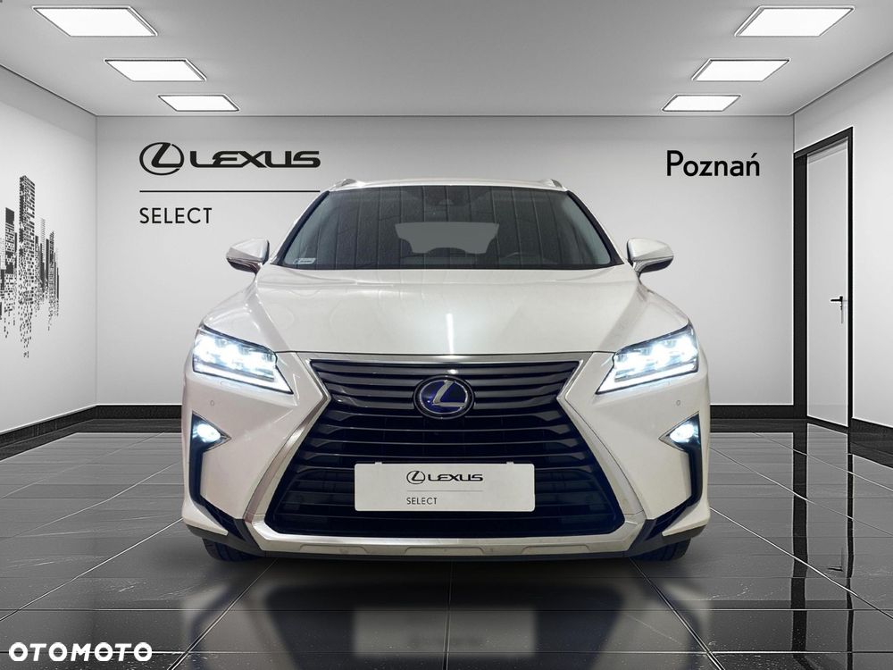 Lexus RX - 8