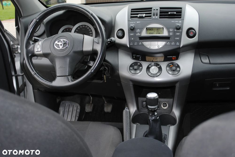 Toyota RAV4 2.2 D-CAT 4x4 Executive - 15