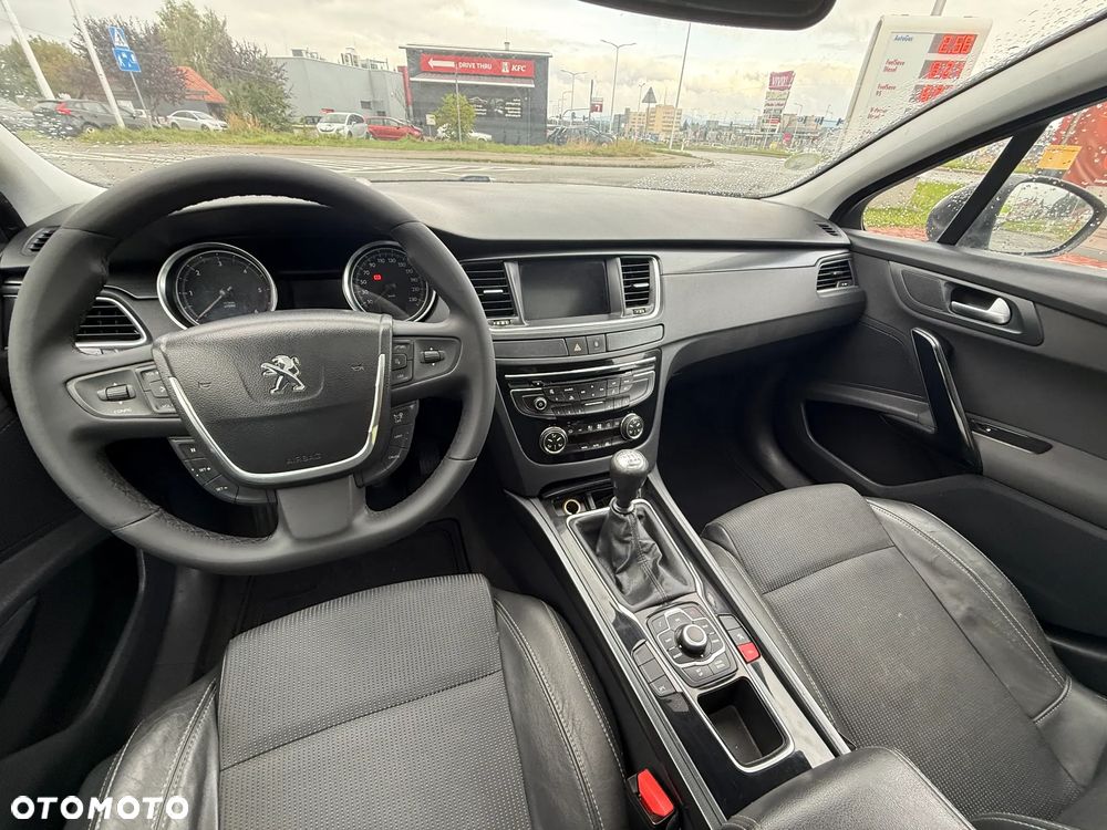 Peugeot 508 SW HDi FAP 140 Style - 12