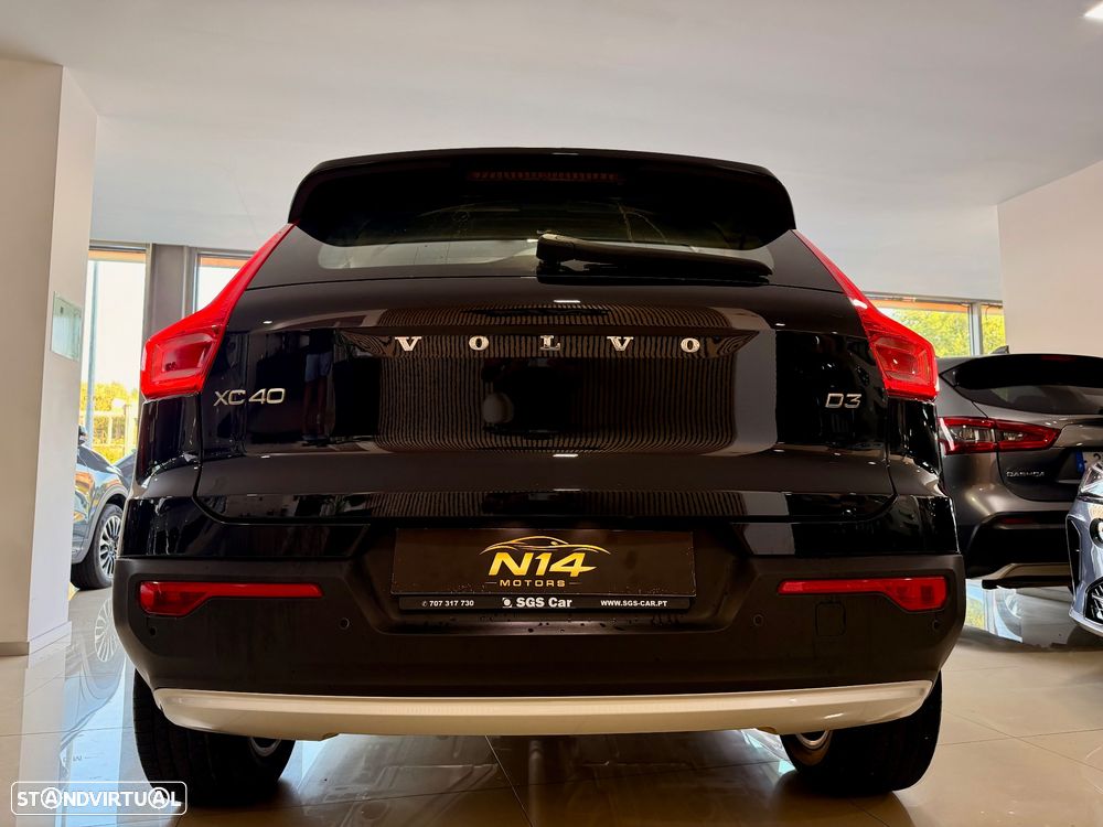 Volvo XC 40 2.0 D3 Momentum Plus - 29